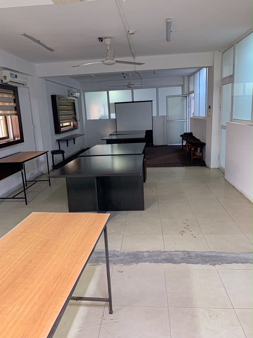 Private Office at Hub82